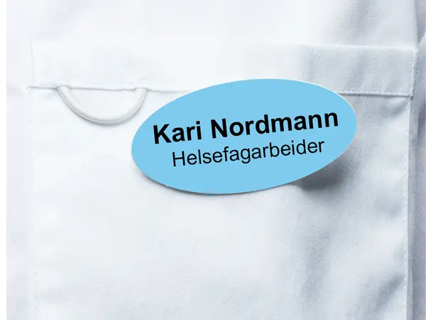 Navneskilt med navn og tittel Ovalt eller rektangulært 